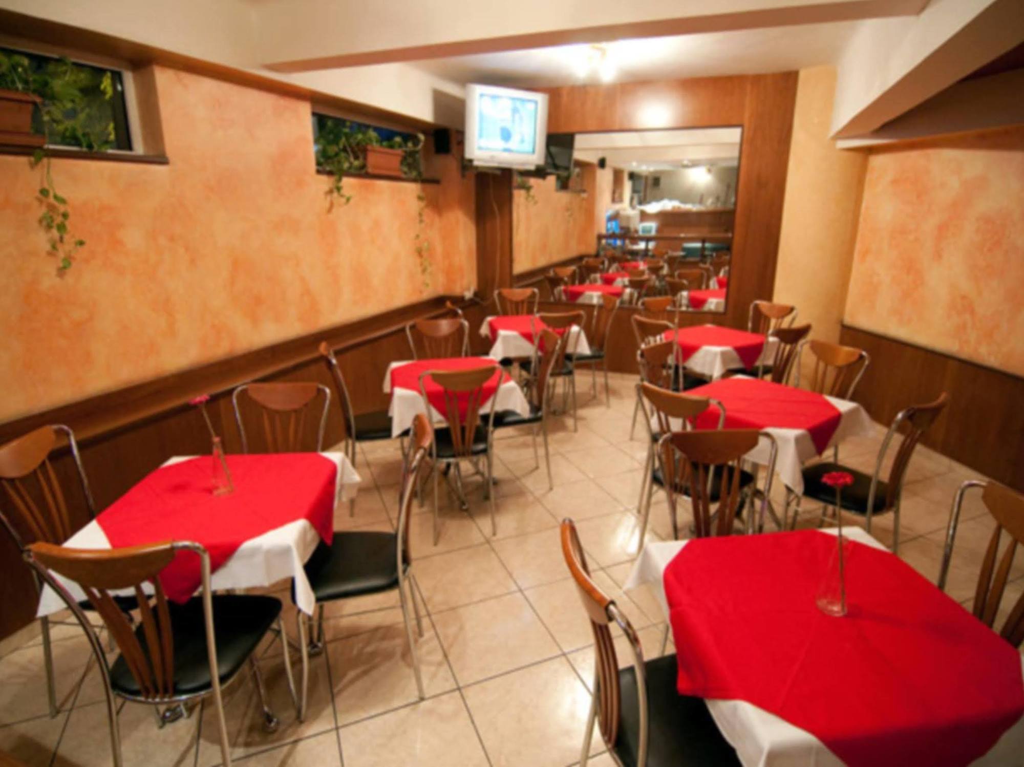 Athens Moka Hotel Екстер'єр фото